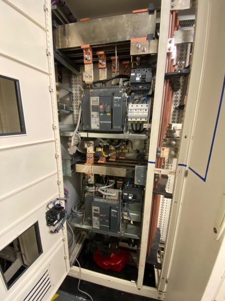 2500A Bus Coupler installation